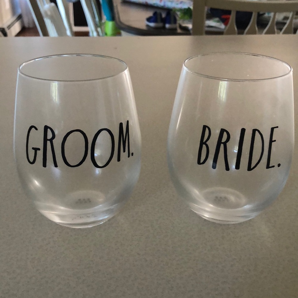 Bride & Groom Wine Glasses